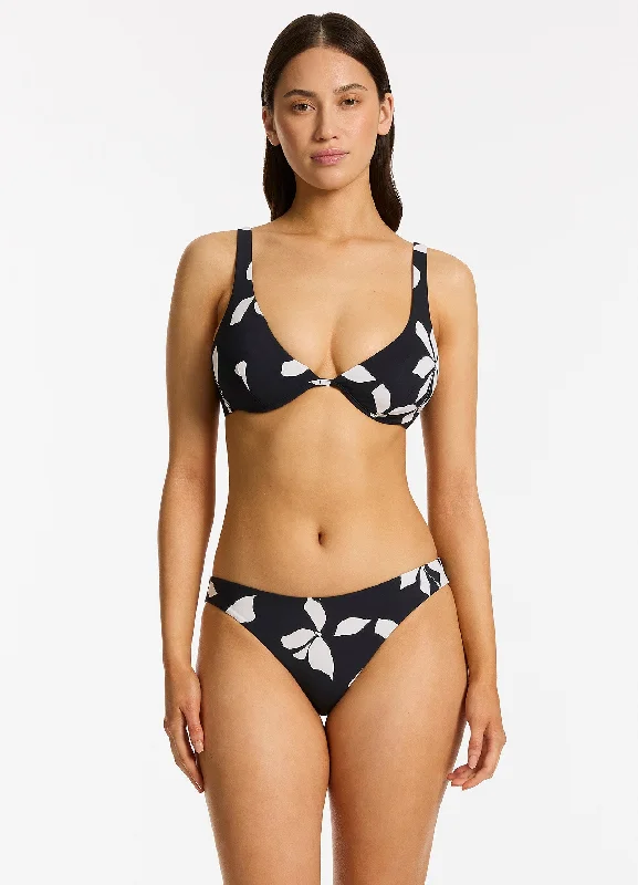 SwimfashionElora Bloom Underwire Triangle Bikini Top - Black