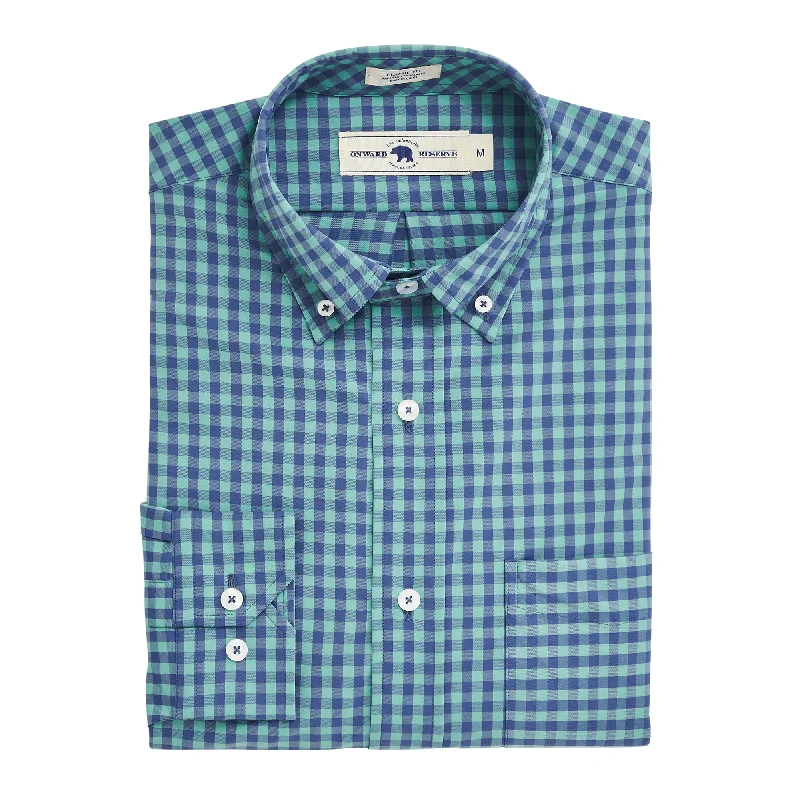 Moriston Classic Fit Performance Button Down - Vintage GreenThree-layer structure